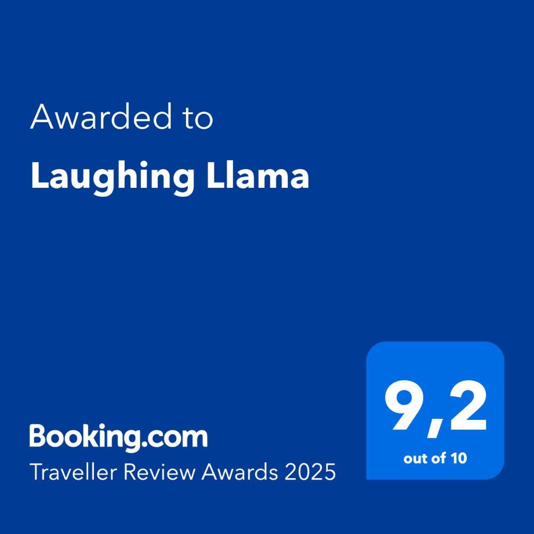 Laughing Llama Vernon Buitenkant foto